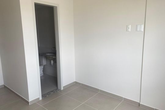 Sala de apartamento para alugar com 2 quartos, 54m² em Parque Oeste Industrial, Goiânia