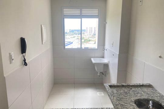 Cozinha de apartamento para alugar com 2 quartos, 54m² em Parque Oeste Industrial, Goiânia