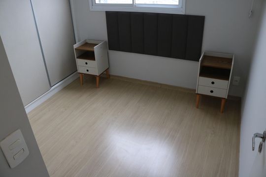 Quarto 2 de apartamento para alugar com 2 quartos, 46m² em Parque Industrial Tomas Edson, São Paulo