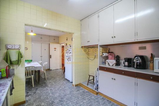 Cozinha de casa à venda com 3 quartos, 240m² em Vila Romana, São Paulo