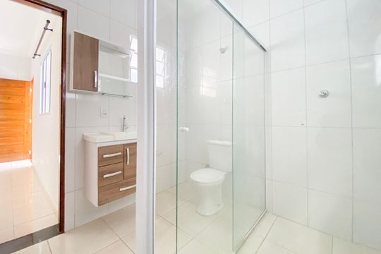 Banheiro de kitnet/studio para alugar com 1 quarto, 80m² em Jardim Florida, Barueri