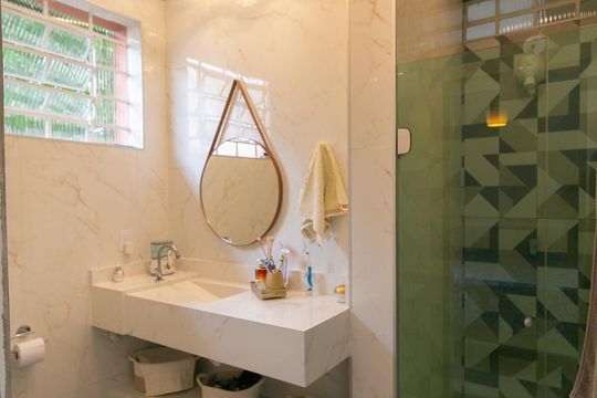 Casa para alugar com 4 quartos, 382m² em Santa Branca, Belo Horizonte
