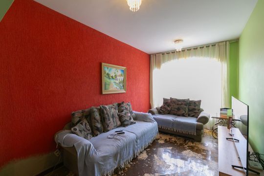 Casa para alugar com 4 quartos, 382m² em Santa Branca, Belo Horizonte