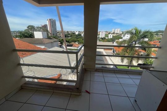 Casa para alugar com 4 quartos, 467m² em Tabajaras, Uberlândia