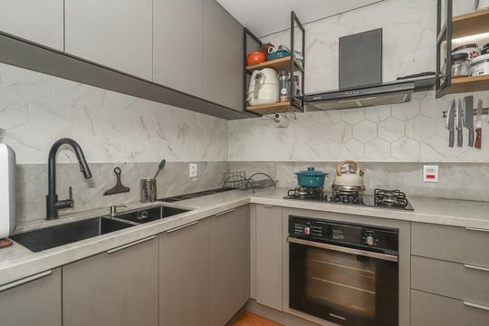 Cozinha de apartamento à venda com 3 quartos, 97m² em Passo D’areia, Porto Alegre