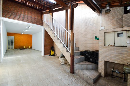 Garagem de casa à venda com 2 quartos, 116m² em Vila Maranduba, Guarulhos