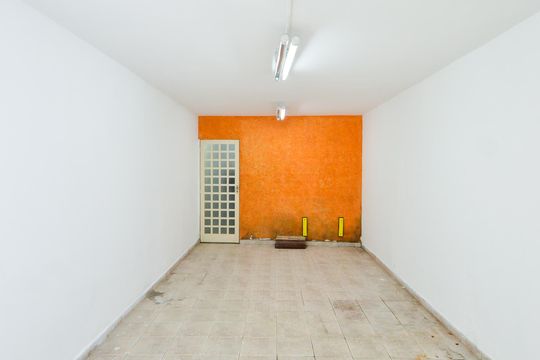 Garagem de casa à venda com 2 quartos, 116m² em Vila Maranduba, Guarulhos