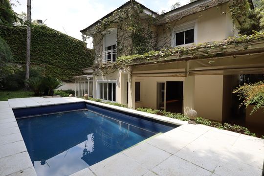 Piscina de casa de condomínio à venda com 4 quartos, 483m² em Jardim Guedala, São Paulo
