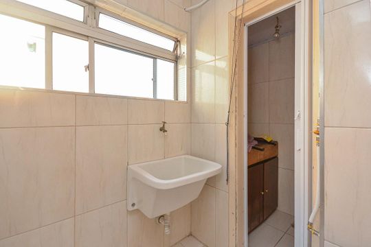 Área de serviço de apartamento para alugar com 2 quartos, 57m² em Socorro, São Paulo