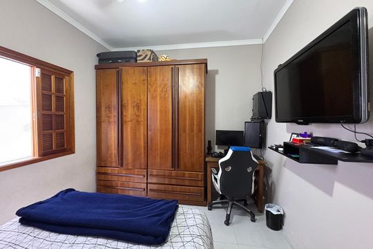 Casa 1 - Quarto 5 de casa para alugar com 6 quartos, 600m² em Nossa Senhora do O, São Paulo