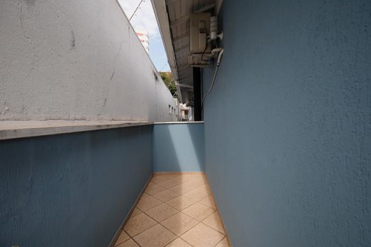 Varanda  de casa para alugar com 4 quartos, 225m² em Vila Mazzei, São Paulo