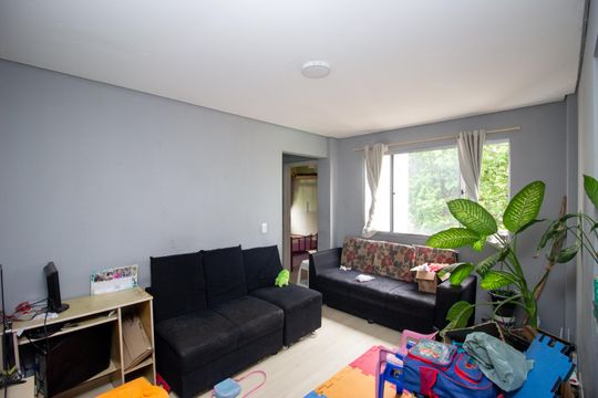Apartamento à venda com 2 quartos, 47m² em Parque Maracana, Contagem