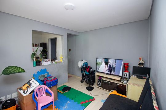 Sala de apartamento à venda com 2 quartos, 47m² em Parque Maracana, Contagem