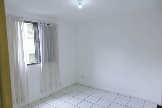 Quarto de apartamento para alugar com 2 quartos, 52m² em Jardim Esmeralda, São Paulo