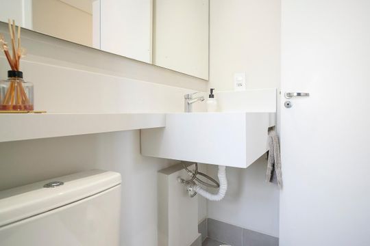 Banheiro social de apartamento à venda com 2 quartos, 65m² em Boa Vista, São Caetano do Sul