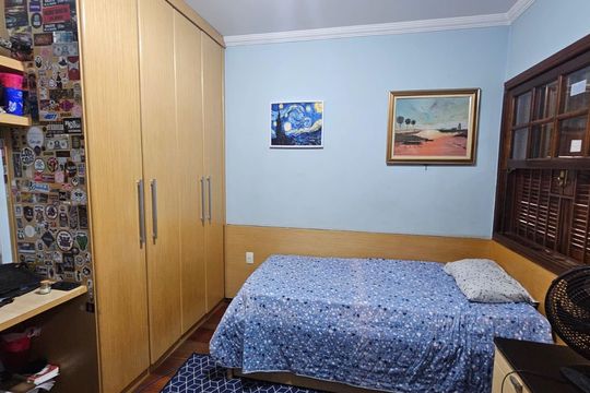 Quarto de casa à venda com 3 quartos, 235m² em Jardim Las Vegas, Santo André