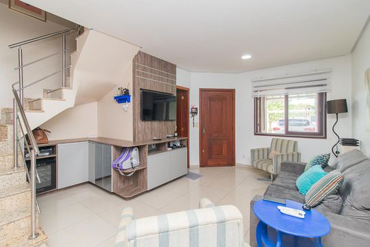 Casa à venda com 3 quartos, 187m² em Aberta dos Morros, Porto Alegre