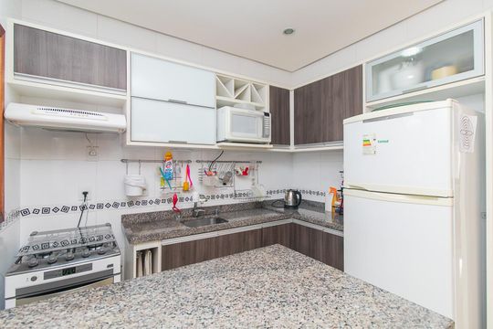 Cozinha de casa à venda com 3 quartos, 187m² em Aberta dos Morros, Porto Alegre