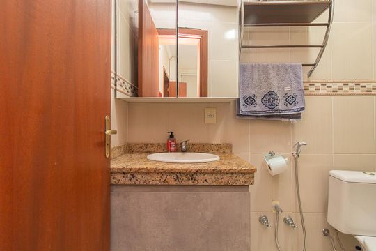 Banheiro da Suíte de casa à venda com 3 quartos, 187m² em Aberta dos Morros, Porto Alegre