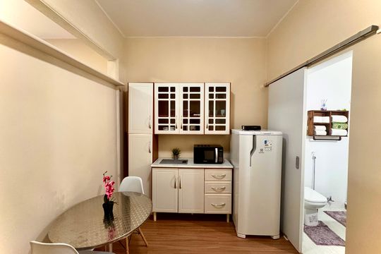 Apartamento para alugar com 1 quarto, 45m² em Copacabana, Rio de Janeiro