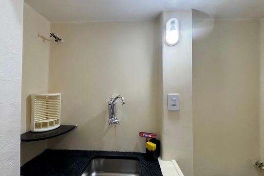 Cozinha de apartamento para alugar com 1 quarto, 45m² em Copacabana, Rio de Janeiro