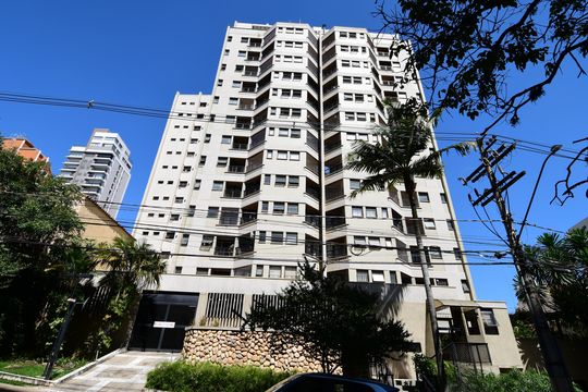 Fachada do Prédio de apartamento à venda com 1 quarto, 50m² em Cambuí, Campinas