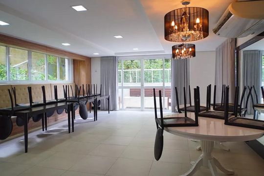 Área externa de apartamento à venda com 2 quartos, 66m² em Petrópolis, Porto Alegre
