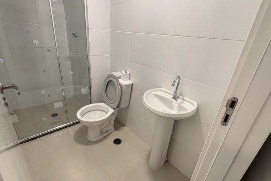 Banheiro Social de kitnet/studio à venda com 1 quarto, 34m² em Santo Amaro, São Paulo