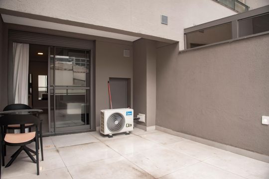 Varanda de kitnet/studio para alugar com 1 quarto, 42m² em Vila Clementino, São Paulo