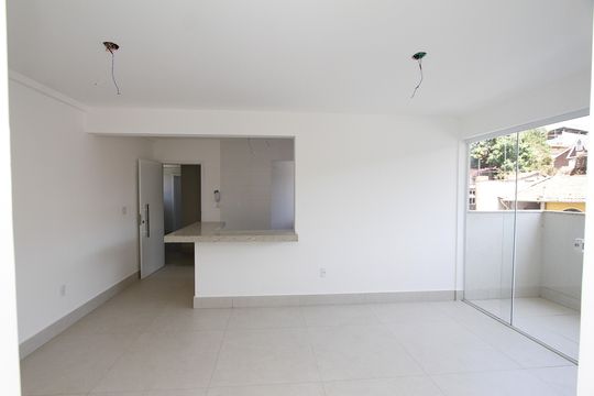 Apartamento à venda com 3 quartos, 82m² em Padre Eustáquio, Belo Horizonte