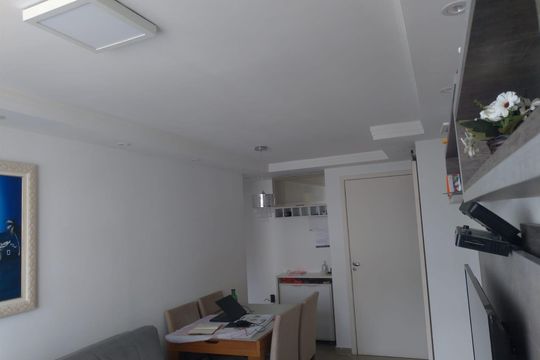 Sala de apartamento à venda com 2 quartos, 49m² em Itaquera, São Paulo