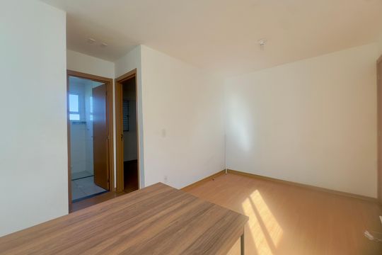 Sala de apartamento para alugar com 2 quartos, 38m² em Jardim Hanna, Guarulhos