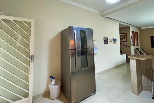 Casa à venda com 5 quartos, 278m² em Alípio de Melo, Belo Horizonte