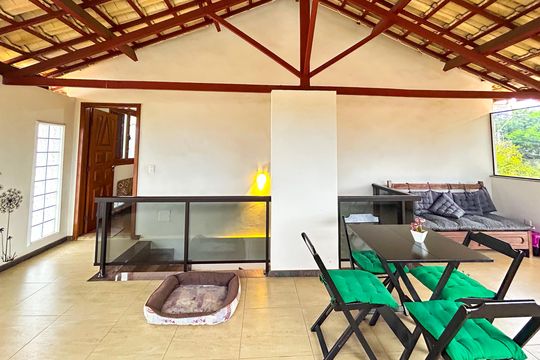 Casa à venda com 5 quartos, 278m² em Alípio de Melo, Belo Horizonte