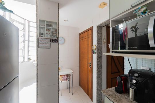 Cozinha de apartamento à venda com 2 quartos, 75m² em Andaraí, Rio de Janeiro
