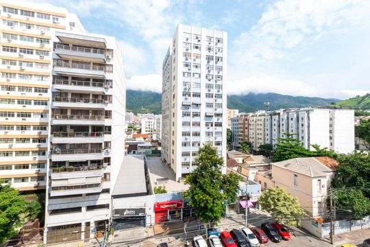 Vista de apartamento à venda com 2 quartos, 75m² em Andaraí, Rio de Janeiro