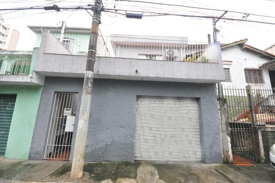 Fachada de casa à venda com 2 quartos, 132m² em Parque Vitoria, São Paulo