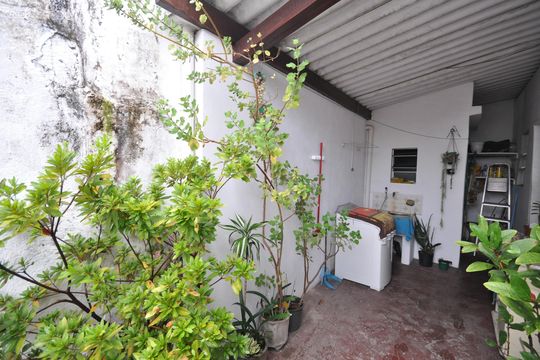 Quintal de casa à venda com 2 quartos, 132m² em Parque Vitoria, São Paulo
