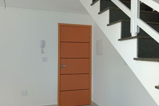 Apartamento à venda com 2 quartos, 43m² em Vila Mazzei, Santo André