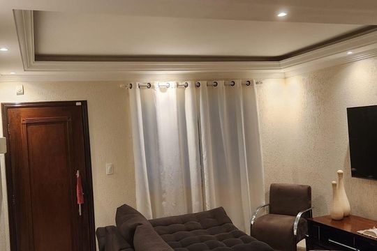 Sala de casa à venda com 3 quartos, 112m² em Jardim das Maravilhas, Santo André