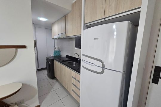 Cozinha de apartamento para alugar com 1 quarto, 43m² em Centro, Curitiba