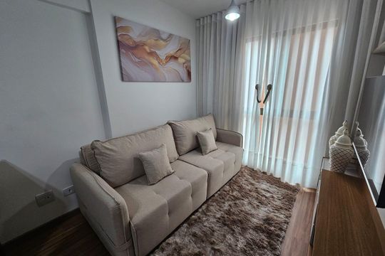 Sala de apartamento à venda com 1 quarto, 43m² em Centro, Curitiba