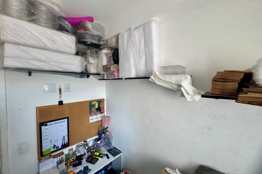 Quarto 2 de apartamento à venda com 2 quartos, 47m² em Vila Itapegica, Guarulhos