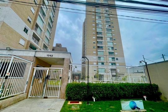 Fachada do Prédio de apartamento à venda com 2 quartos, 47m² em Vila Itapegica, Guarulhos