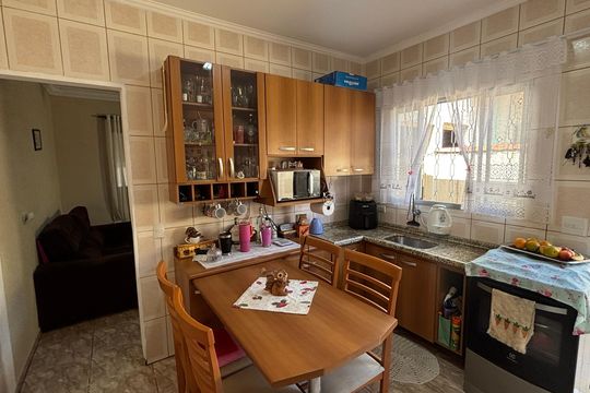 Cozinha de casa à venda com 2 quartos, 68m² em Parque Capuava, Santo André