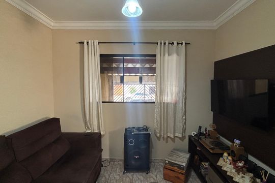 Sala de casa à venda com 2 quartos, 68m² em Parque Capuava, Santo André