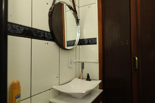 Banheiro de apartamento à venda com 2 quartos, 44m² em Vila Robertina, São Paulo