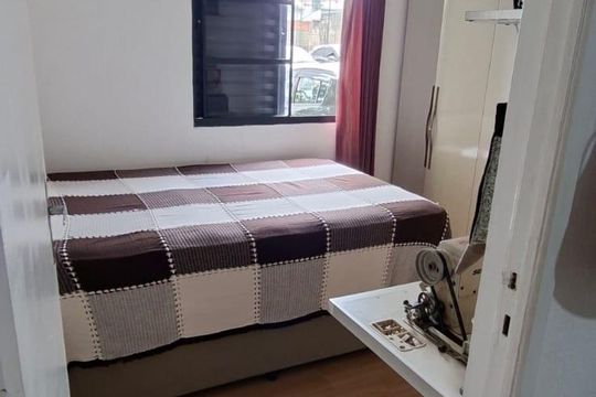 Quarto de apartamento à venda com 2 quartos, 48m² em Santa Terezinha, São Bernardo do Campo