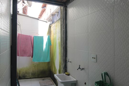 Cozinha e Área de Serviço de casa de condomínio à venda com 2 quartos, 96m² em São João Batista, Belo Horizonte