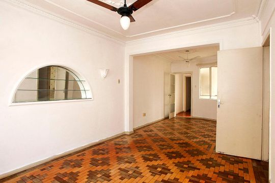 Sala de apartamento à venda com 3 quartos, 159m² em Centro Histórico, Porto Alegre